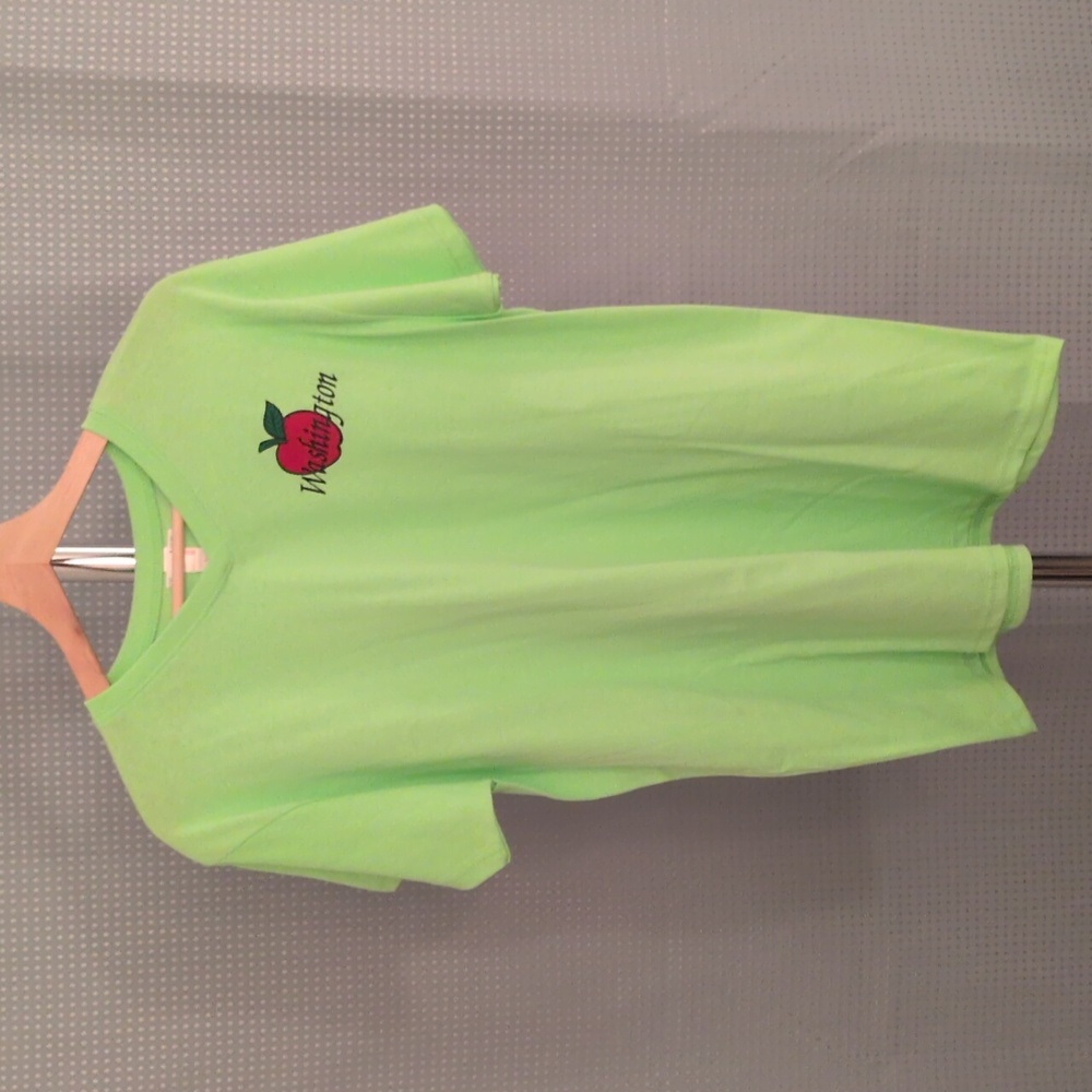 🎵NWT Washington State Apple T🎵